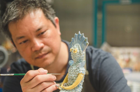 MAKING AQUATIC MONSTERS WITH VIPOO SRIVILASA