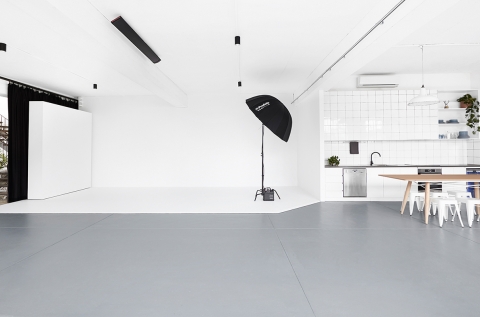 Studio 01