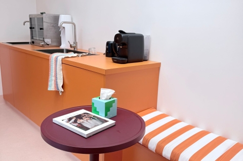 communal kitchenette , bathroom and banquet