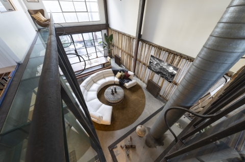 Void/ Open living space 